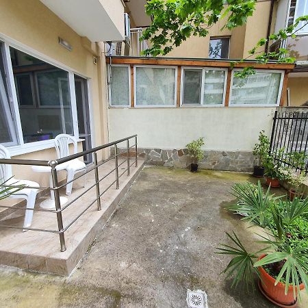 Flowers Studio Pomorie Exterior photo