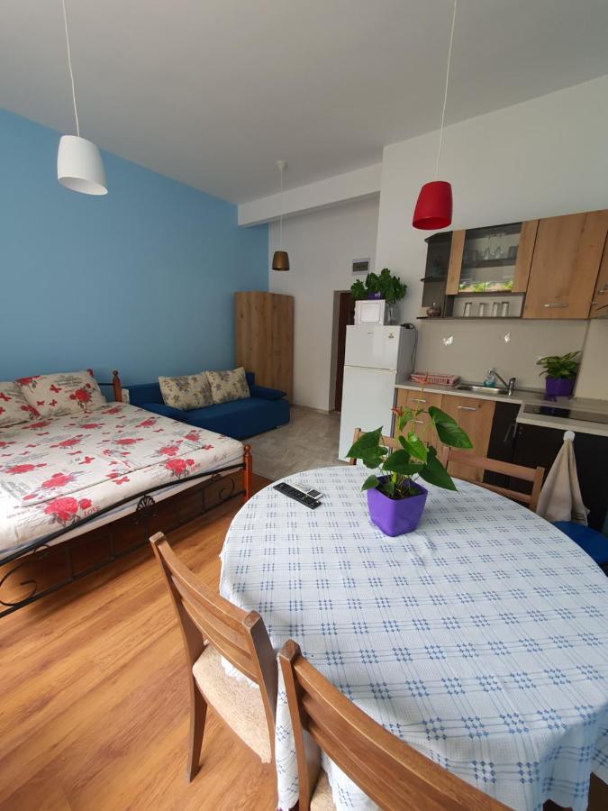 Flowers Studio Pomorie Exterior photo