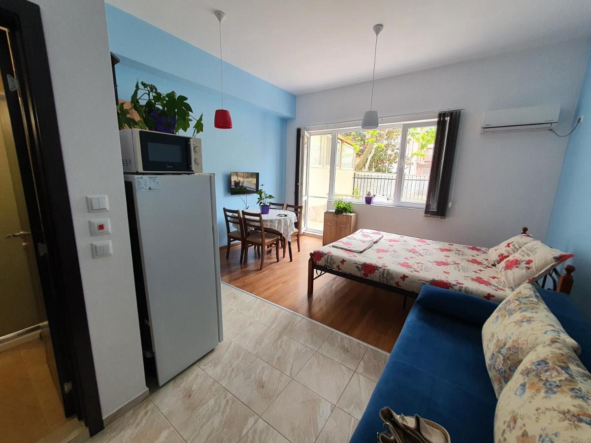 Flowers Studio Pomorie Exterior photo