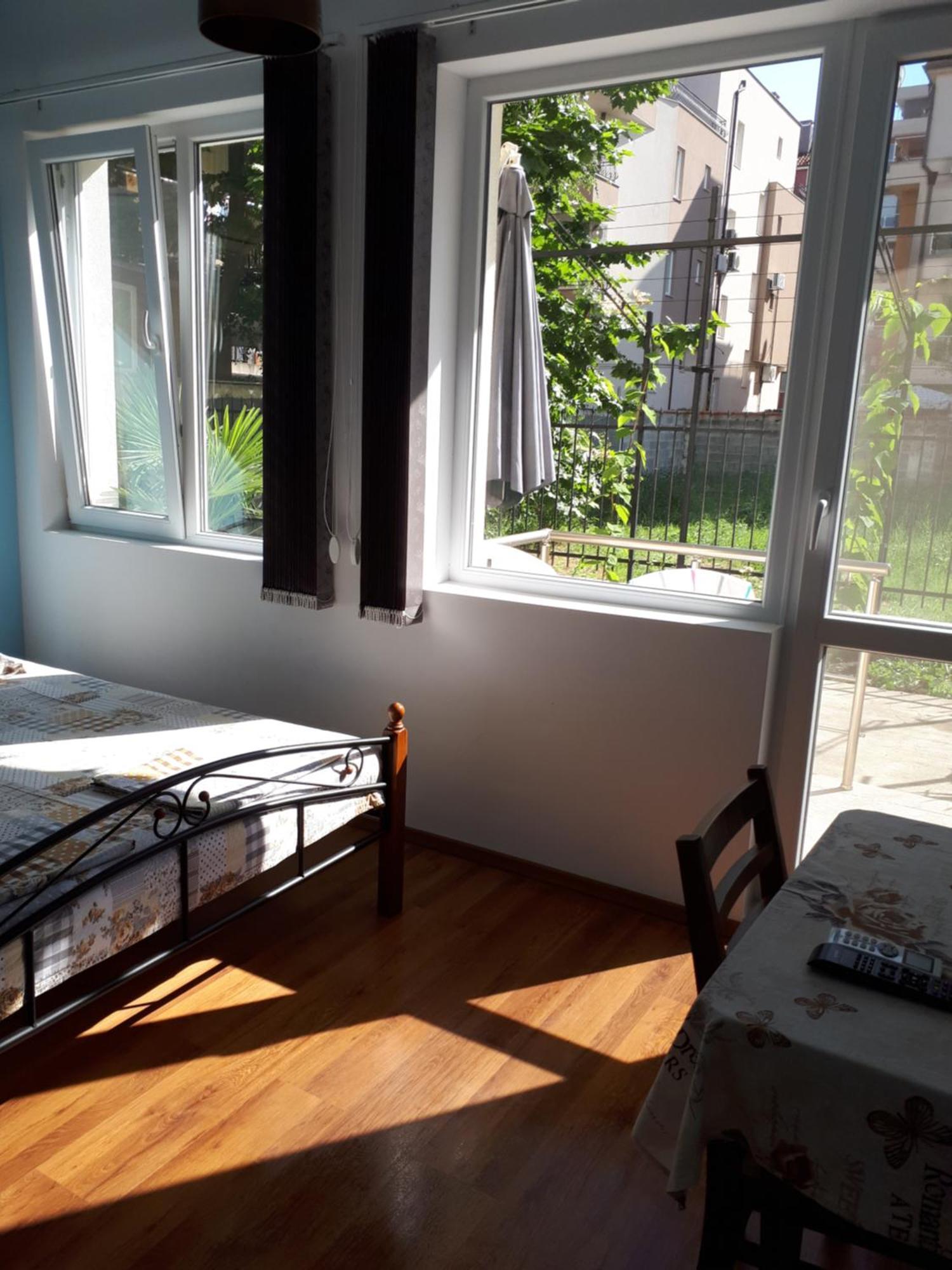 Flowers Studio Pomorie Exterior photo